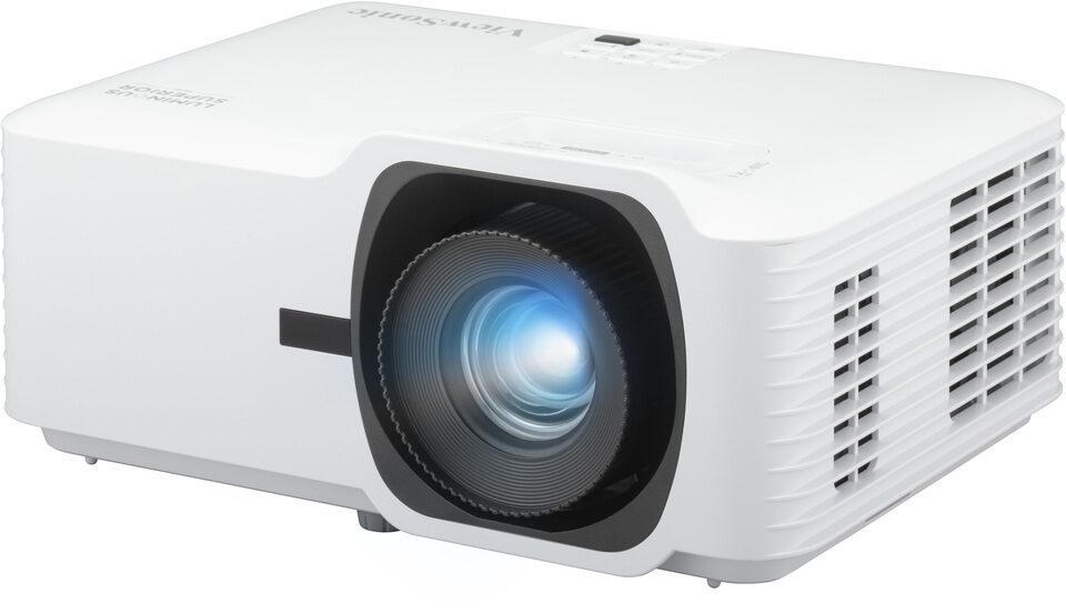 Projektor laserowy ViewSonic LS741HD podczas pracy, świecący obiektyw