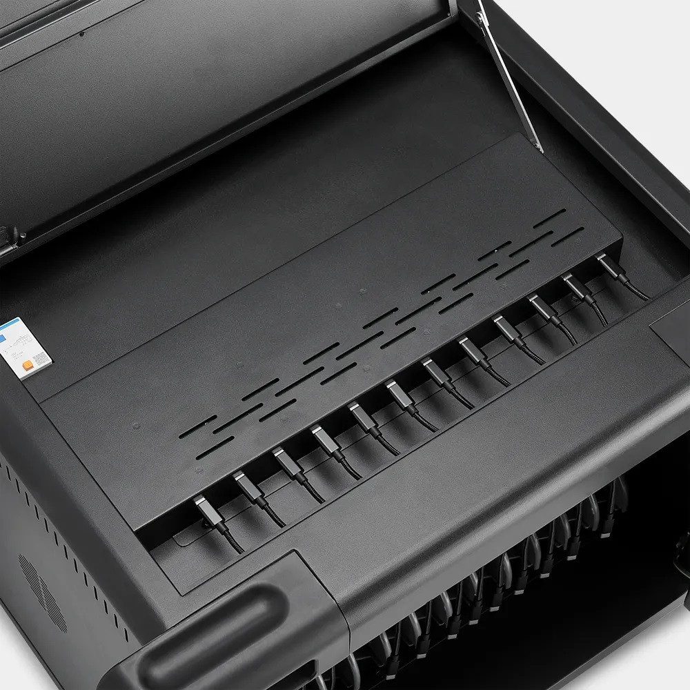 Porty USB-C z kablami w szafce Formcase TransformerBox T12-PD Perf. Plus